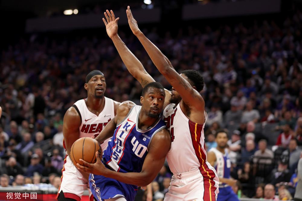 他在上下半 他在上下半