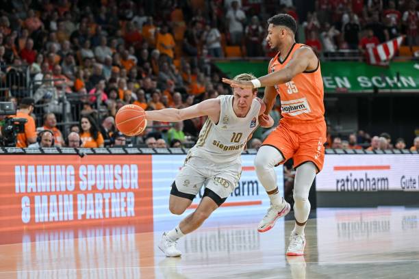 吸引了无数 吸引了无数